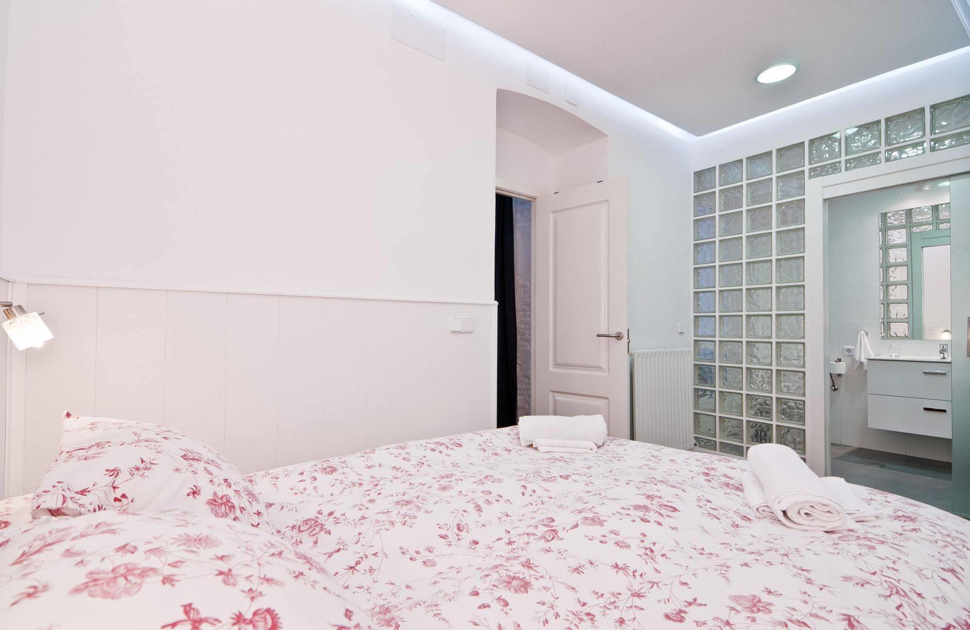 מדריד Apartamento Retiro מראה חיצוני תמונה